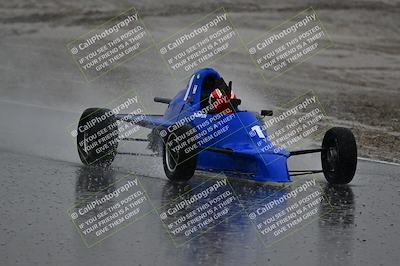 media/Nov-15-2025-CalClub SCCA (Sat) [[7bfa5a7151]]/Qualifying/Group 3/